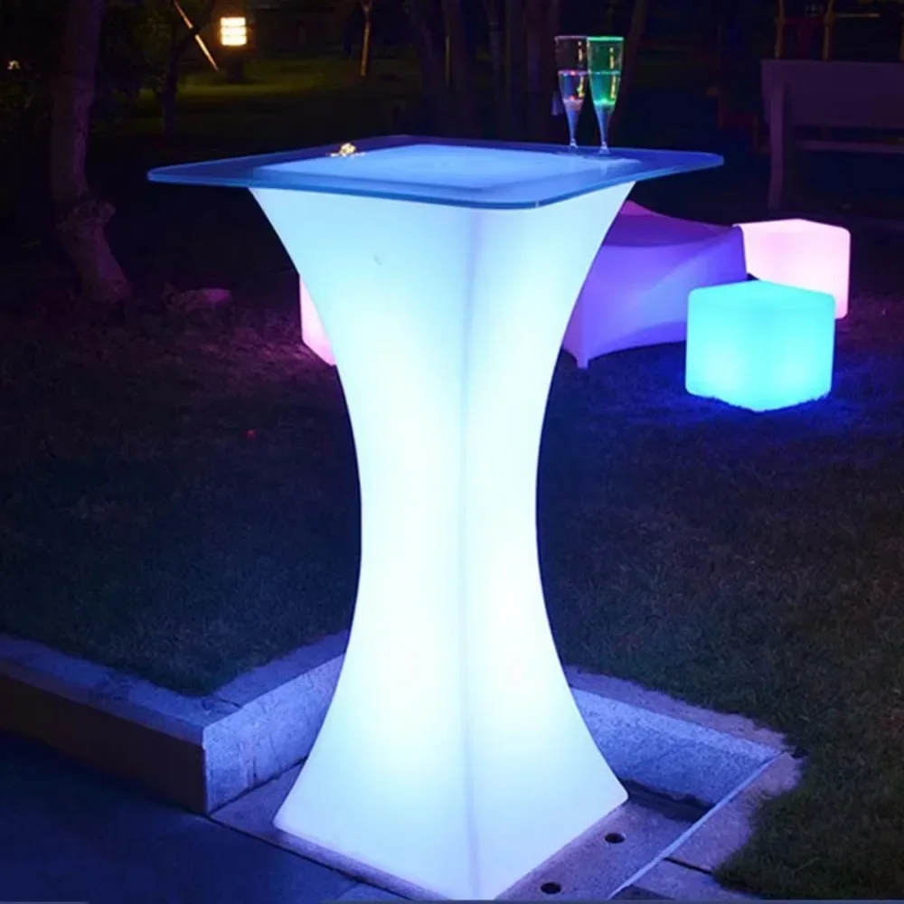 A iluminação moderna ilumina a - Outdoor Furniture Dubai avaliação e preço