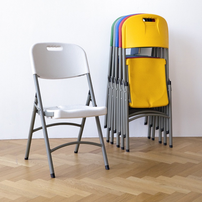 Cadeira de Plástico Dobrável D - Outdoor Furniture Kitchener avaliação e preço