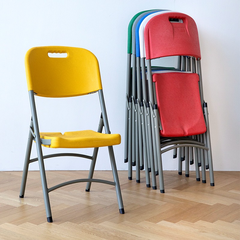Cadeira de Plástico Dobrável D - Outdoor Furniture Kitchener avaliação e preço